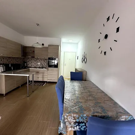 Artani * ドゥラス