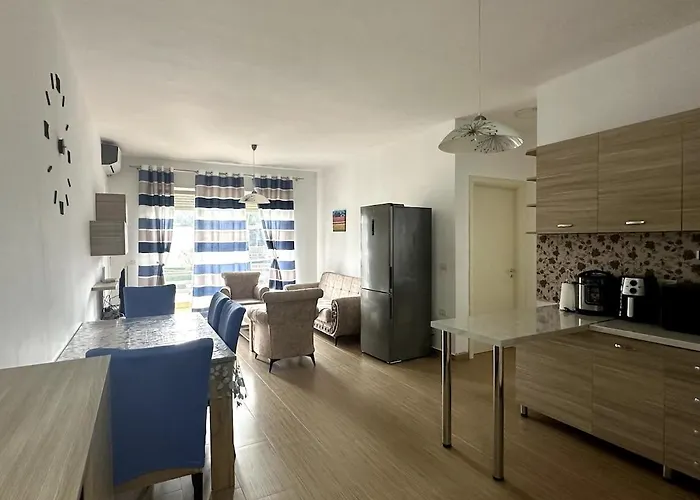 Apartament Artani *