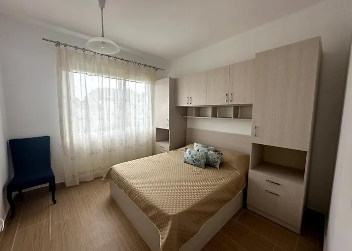 Apartament Artani